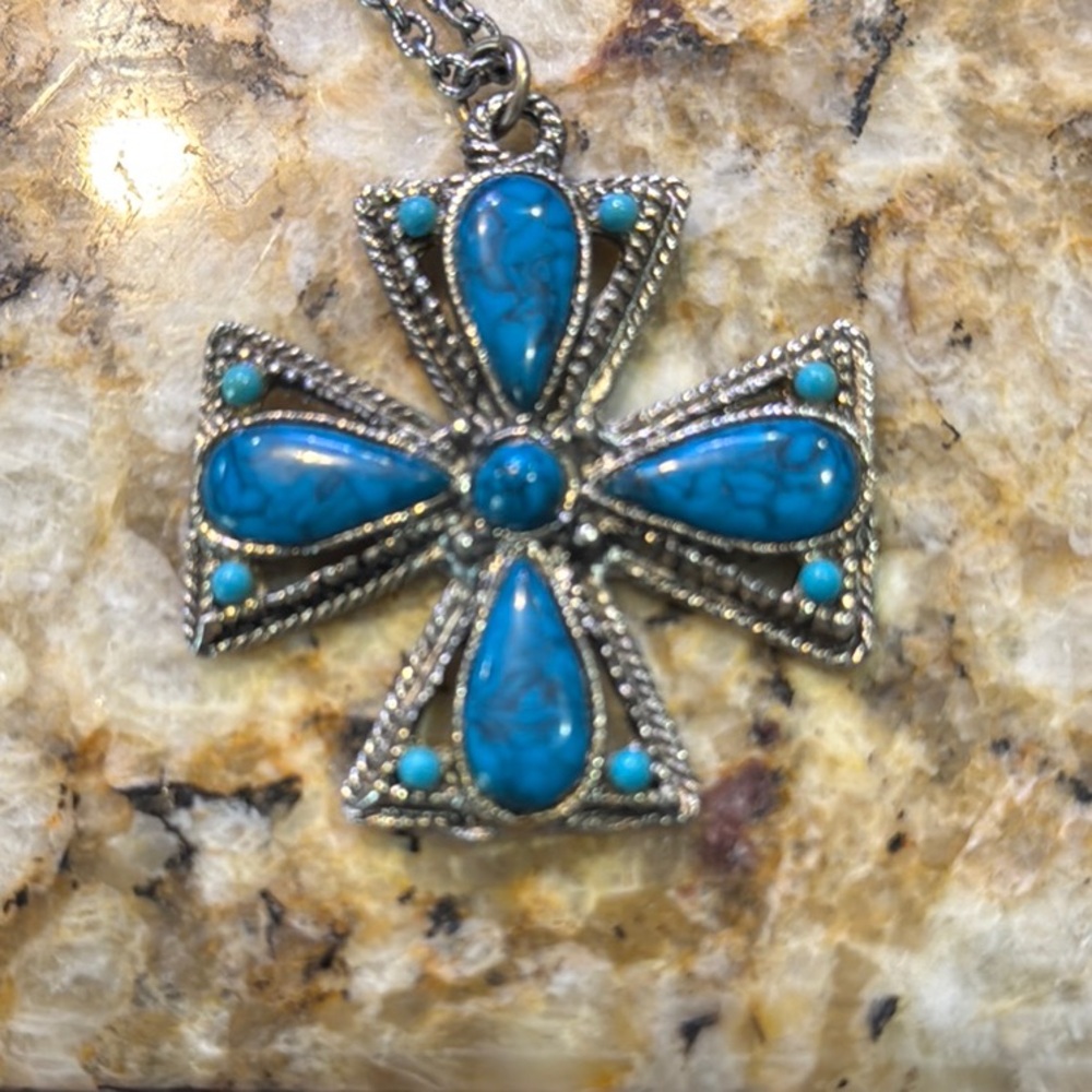 Vintage Costume Silver Tone & Faux Turquoise Maltese Cross Necklace